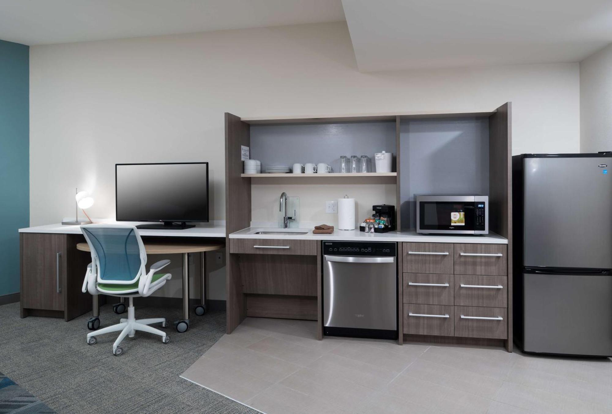 Home2 Suites By Hilton Cape Canaveral Cruise Port Экстерьер фото
