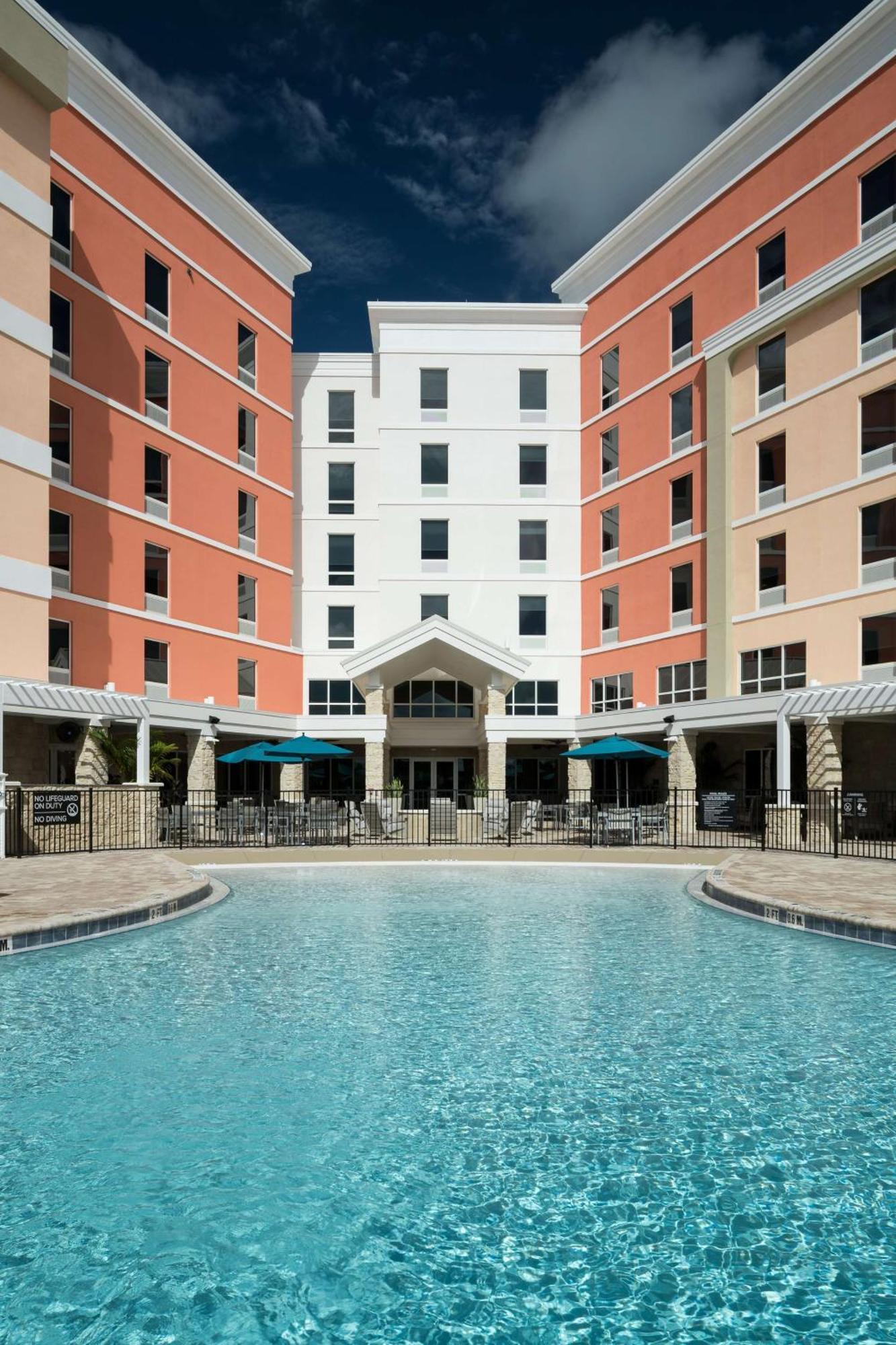 Home2 Suites By Hilton Cape Canaveral Cruise Port Экстерьер фото