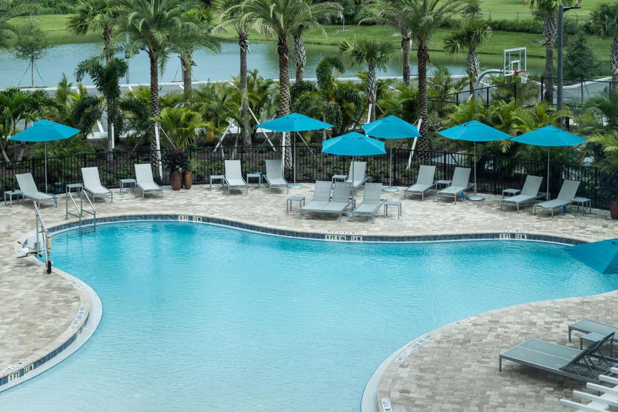 Home2 Suites By Hilton Cape Canaveral Cruise Port Экстерьер фото